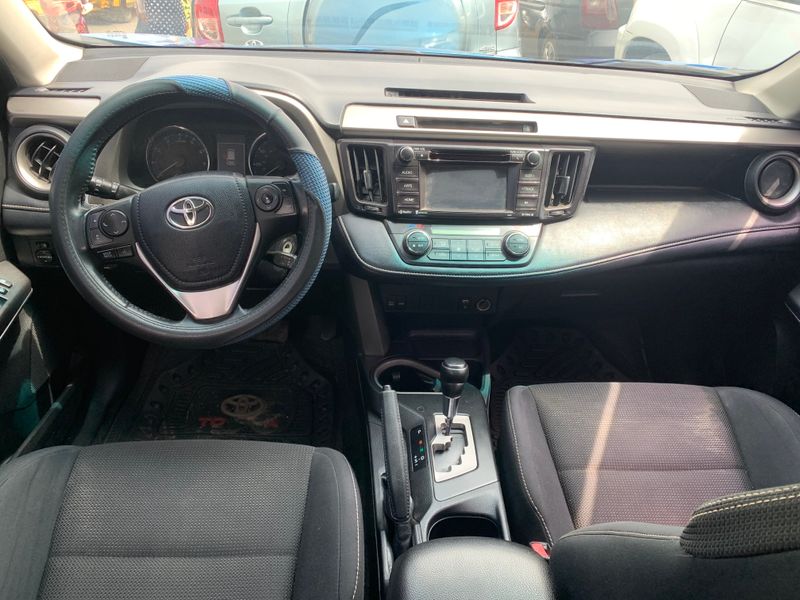 Thumbnail 6 of 2016 Toyota RAV4 XLE